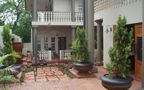 Goodey'S Guesthouse