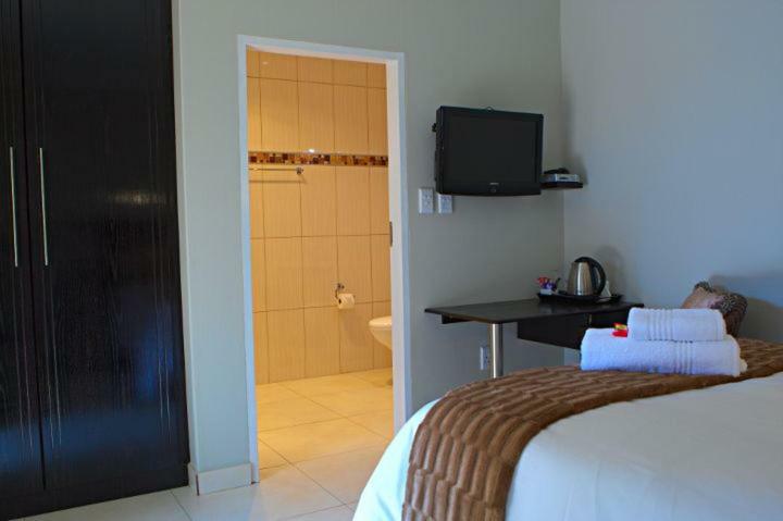 Goodey'S Guesthouse Pretoria Exterior photo